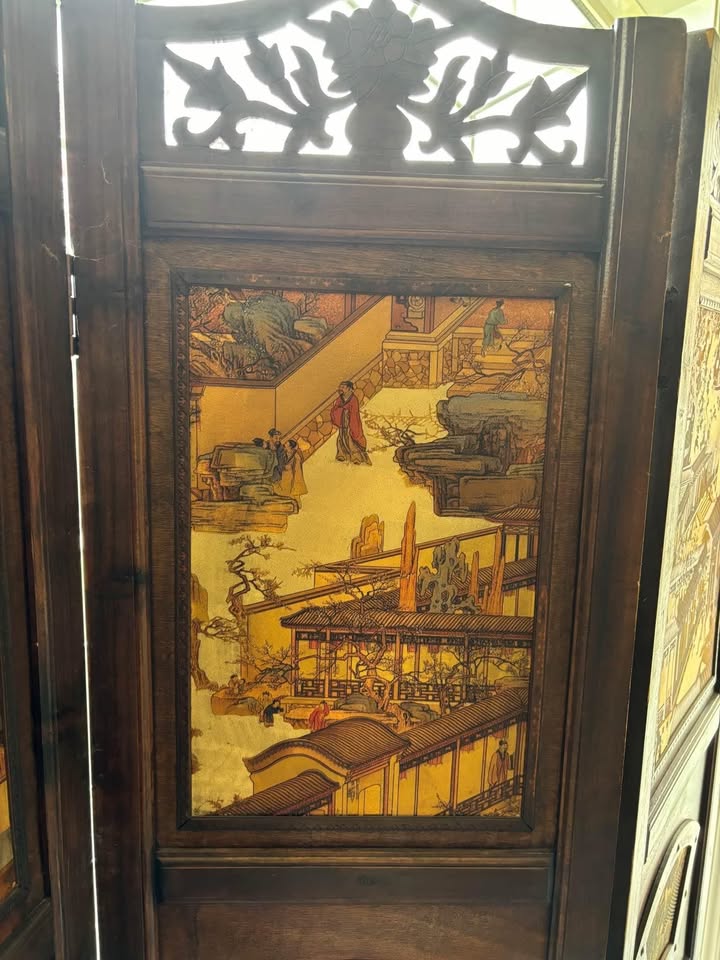 Antique Authentic Japanese Hand-carved Screen - photo 4