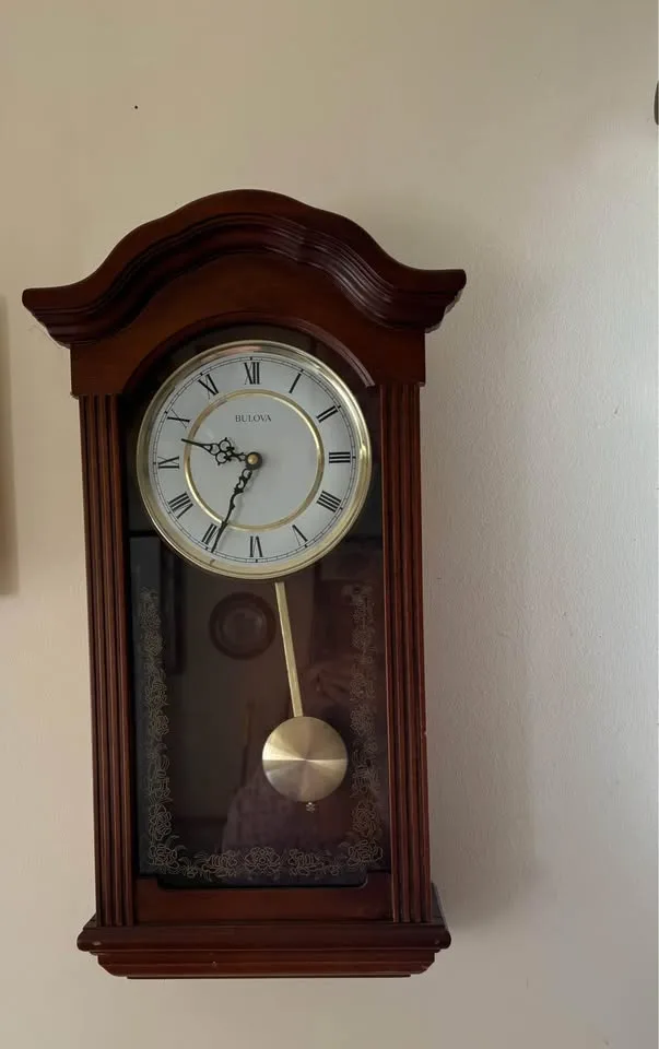 Bulova Westminster Chiming Clock image indicator(2)