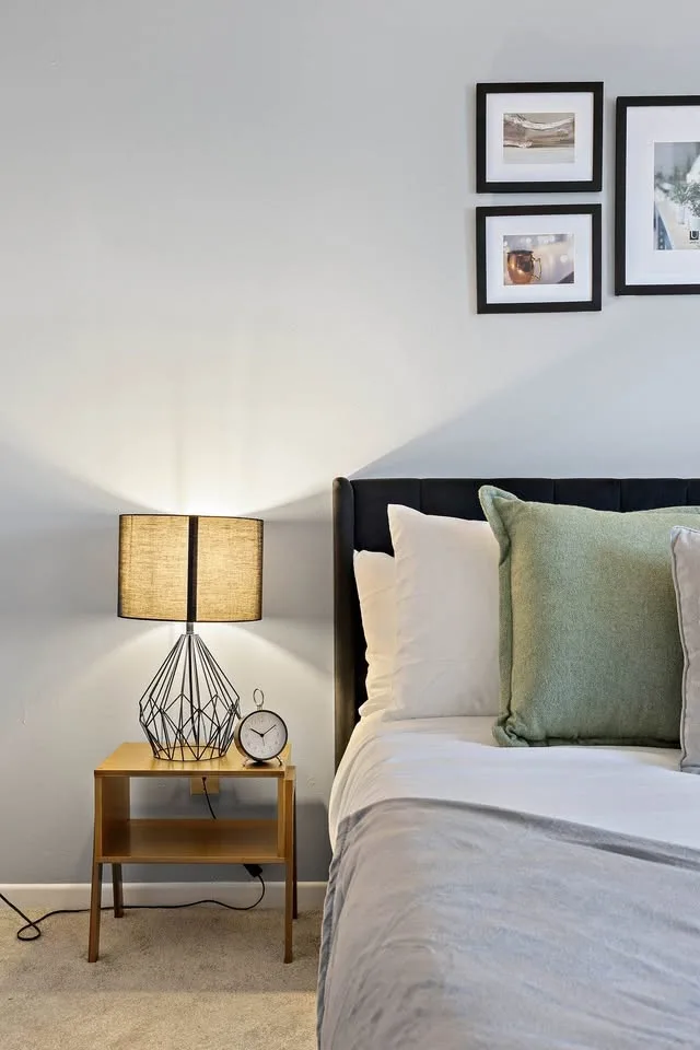 2 Beds 1.5 Baths - Apartment image indicator(3)