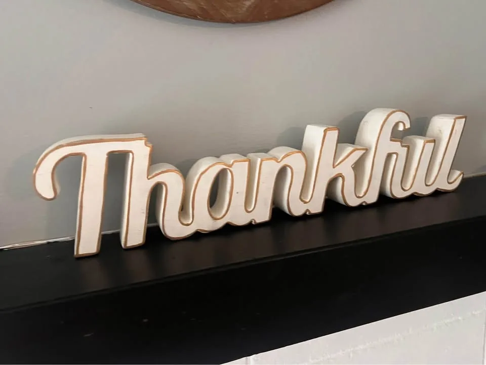 Airbnb items for sale image indicator(8)