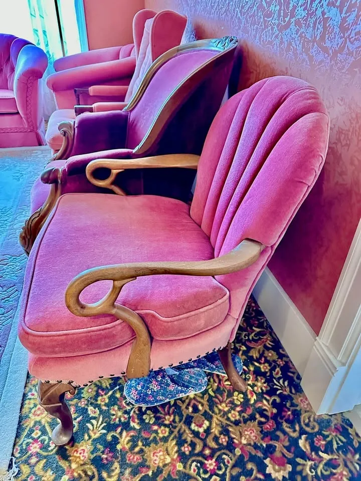 Vintage Furniture-Armchair image indicator(3)