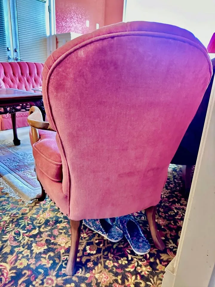 Vintage Furniture-Armchair image indicator(4)