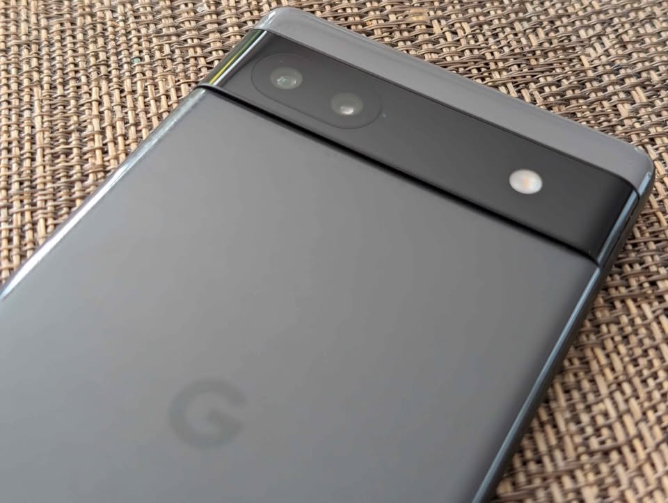 Google Pixel 6a - 128 GB - UNLOCKED - photo 2