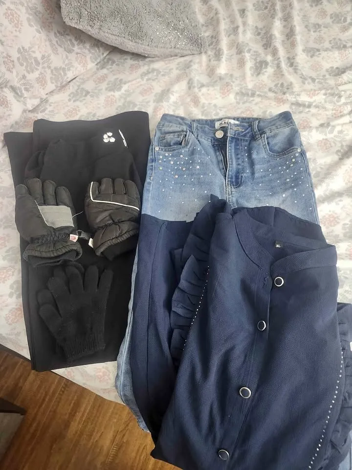 Free - Bag of clothes