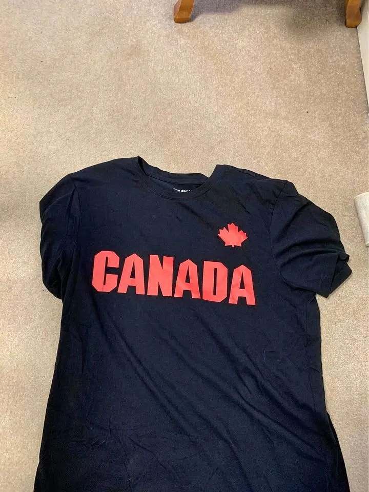 Mens Canada shirt