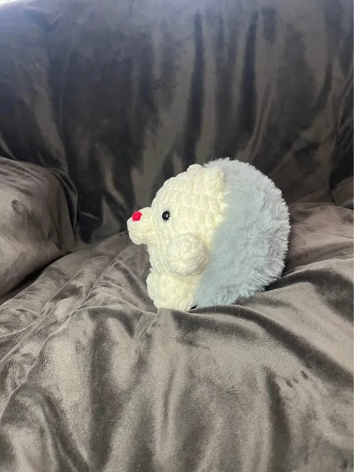 Handmade crochet hedgehog toy image indicator(2)