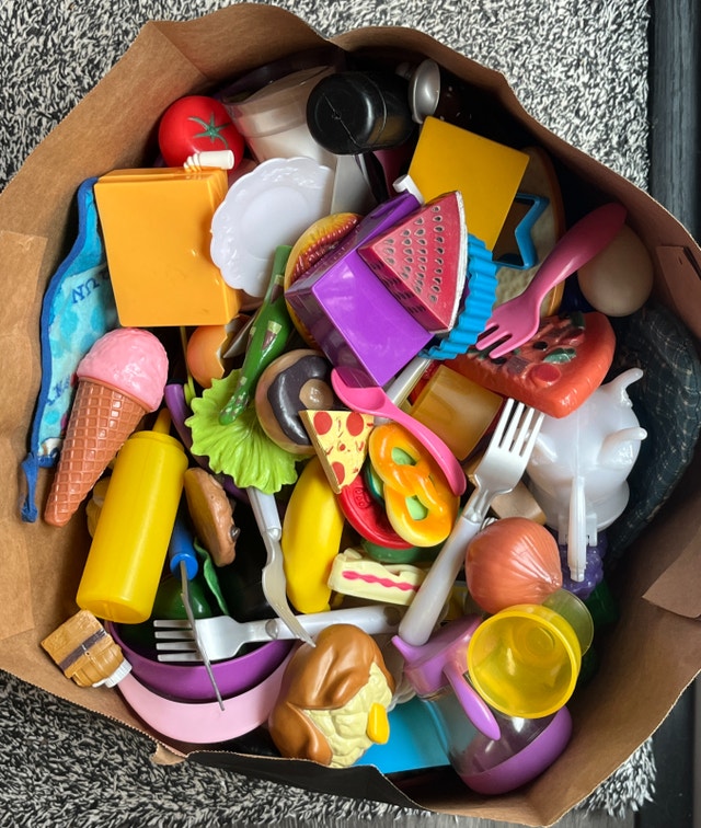 Play food, toy figurines + other toys