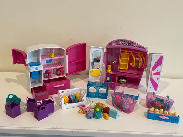 Shopkins furniture & figurines - photo 2