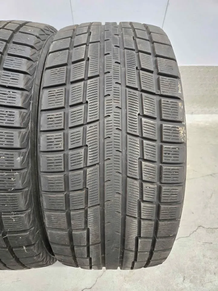 245/40R18- Yokohama Ice Guard Winter tires image indicator(5)