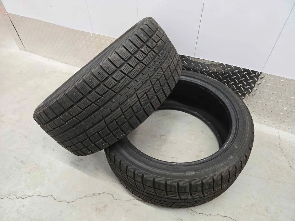 245/40R18- Yokohama Ice Guard Winter tires image indicator(6)