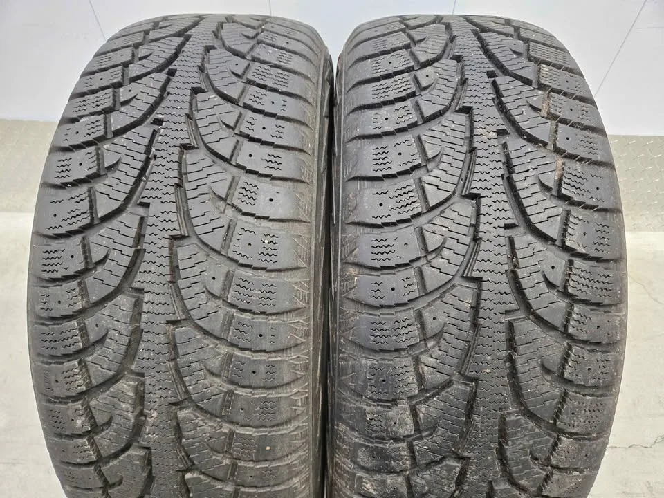 Hankook Winter Tires- 235/55R18 image indicator(6)