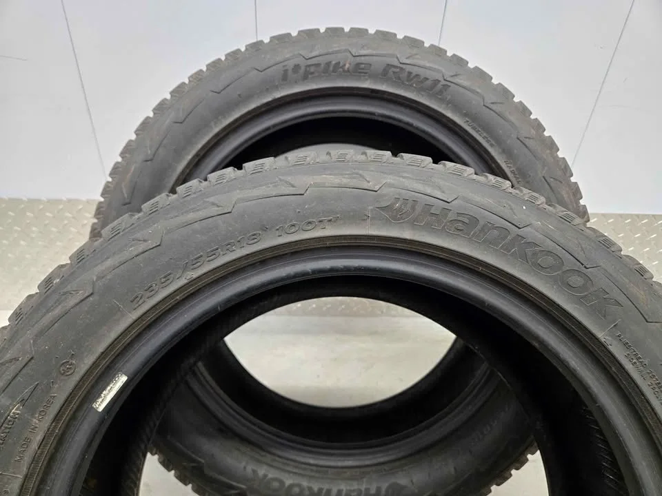 Hankook Winter Tires- 235/55R18 image indicator(10)