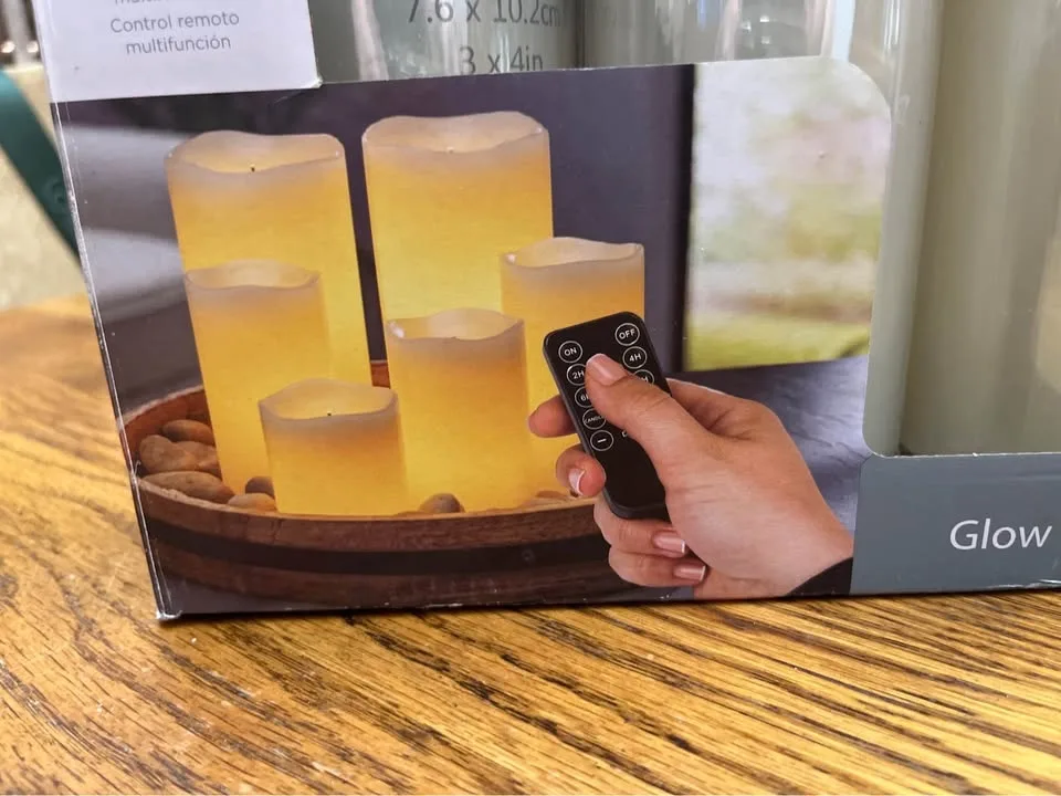 ✨ LED Glow Wick® Candle Set – Brand New in Box ✨ image indicator(4)