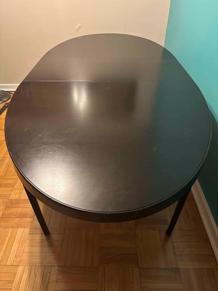 Solid Walnut extendable dining table - photo 3