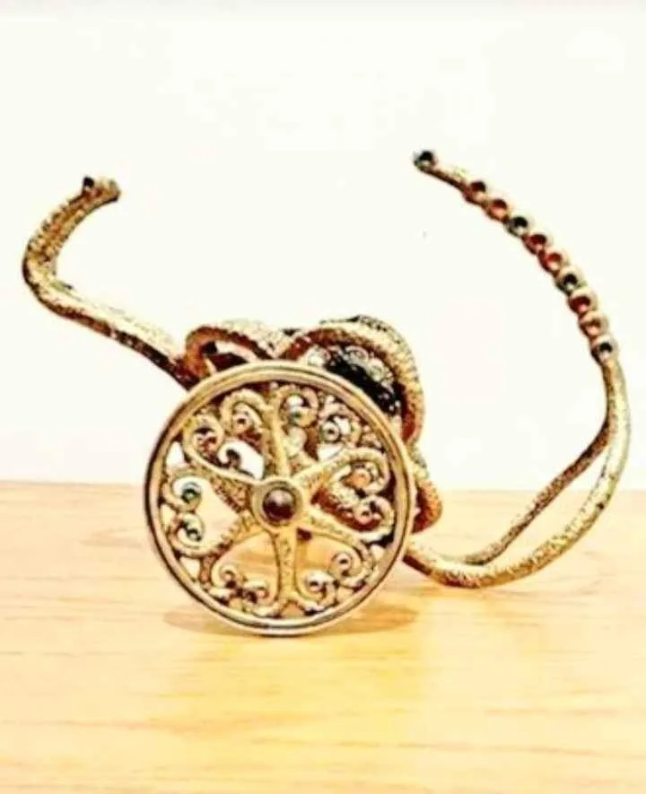 Enamel Brass Handmade Chariot Wine Bottle Holder image indicator(3)