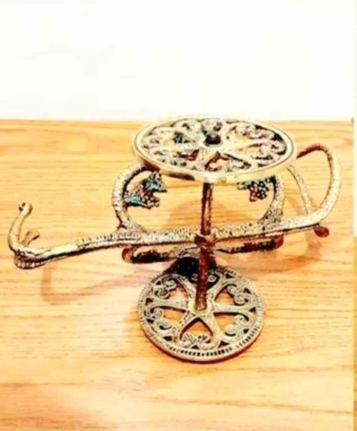 Enamel Brass Handmade Chariot Wine Bottle Holder image indicator(5)