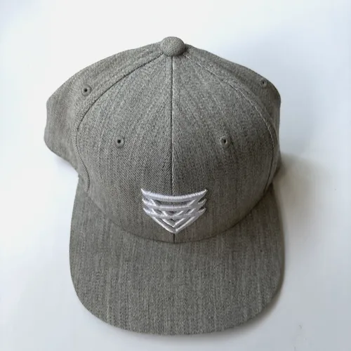 KNKT Triangles Snapback Heathered Grey Hat