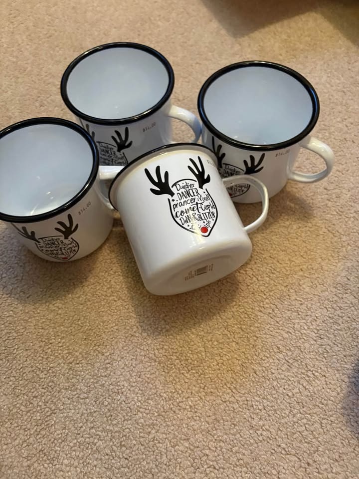 6 large enamel Christmas mugs - photo 5