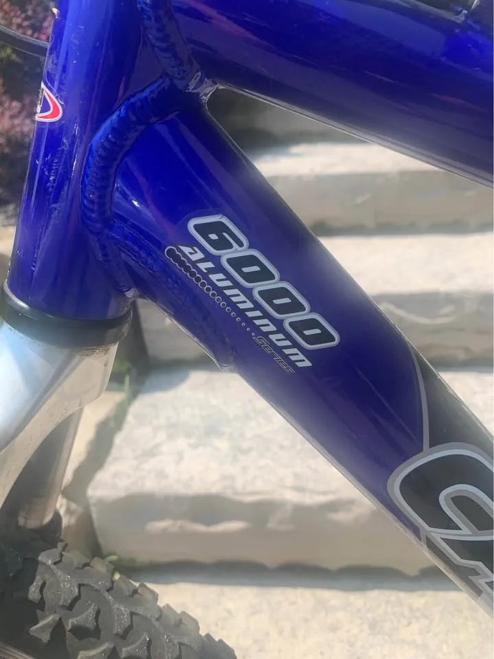 Carrera Vertigo Mountain Bike image indicator(6)