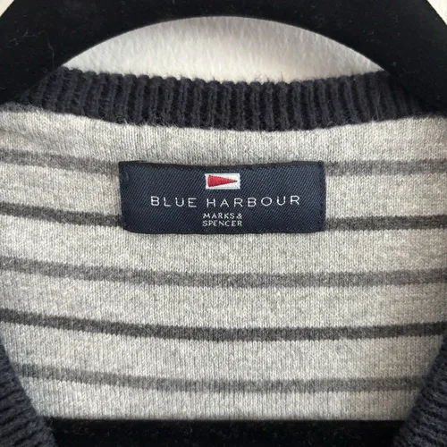 M&S Blue Harbour Tank Top Sleeveless V Jumper - Size Small image indicator(3)