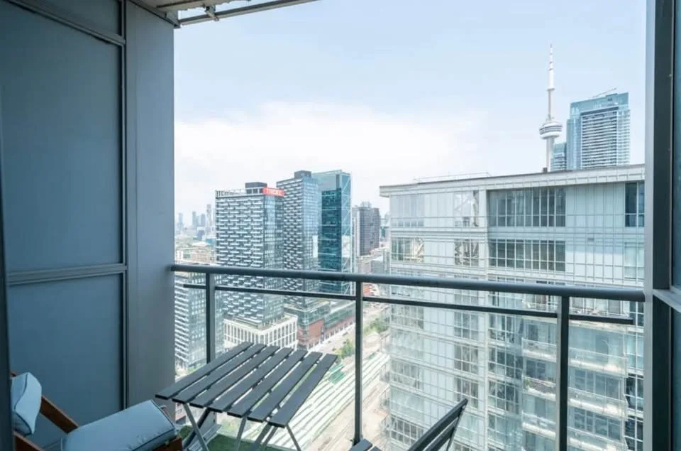 2 Beds 1 Bath - Apartment image indicator(5)