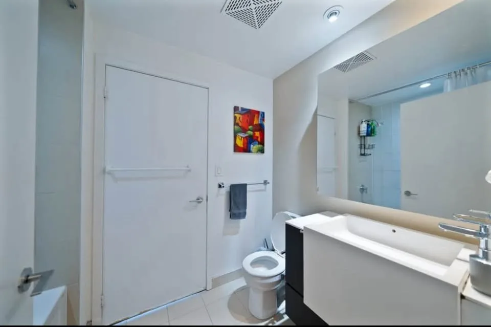 2 Beds 1 Bath - Apartment image indicator(7)