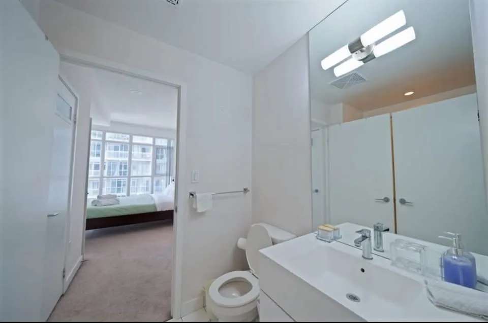 2 Beds 1 Bath - Apartment image indicator(8)
