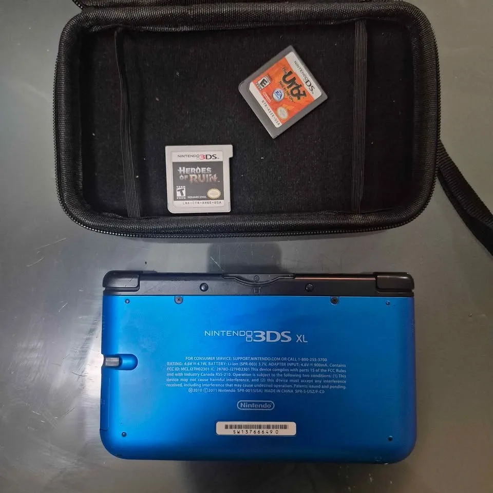 3ds xl handheld gaming system bundles, comes with games , stick image indicator(4)