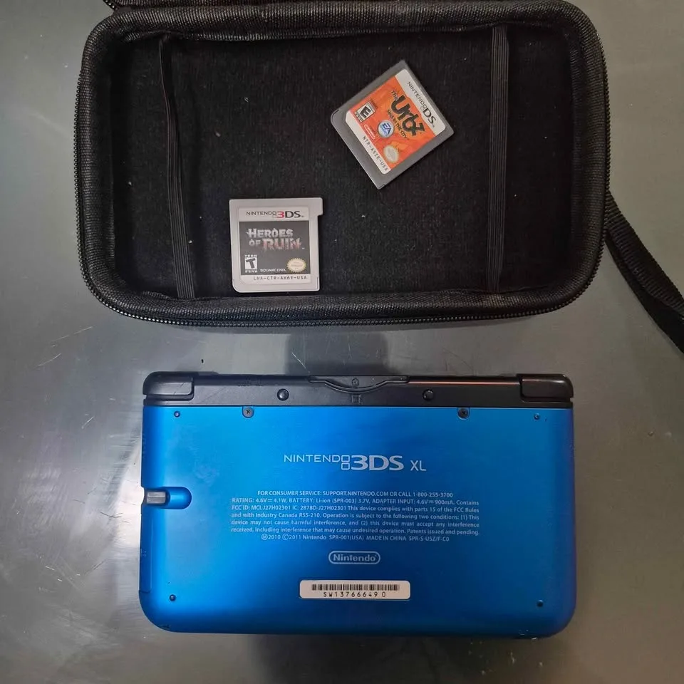 3ds xl handheld gaming system bundles, comes with games , stick image indicator(5)