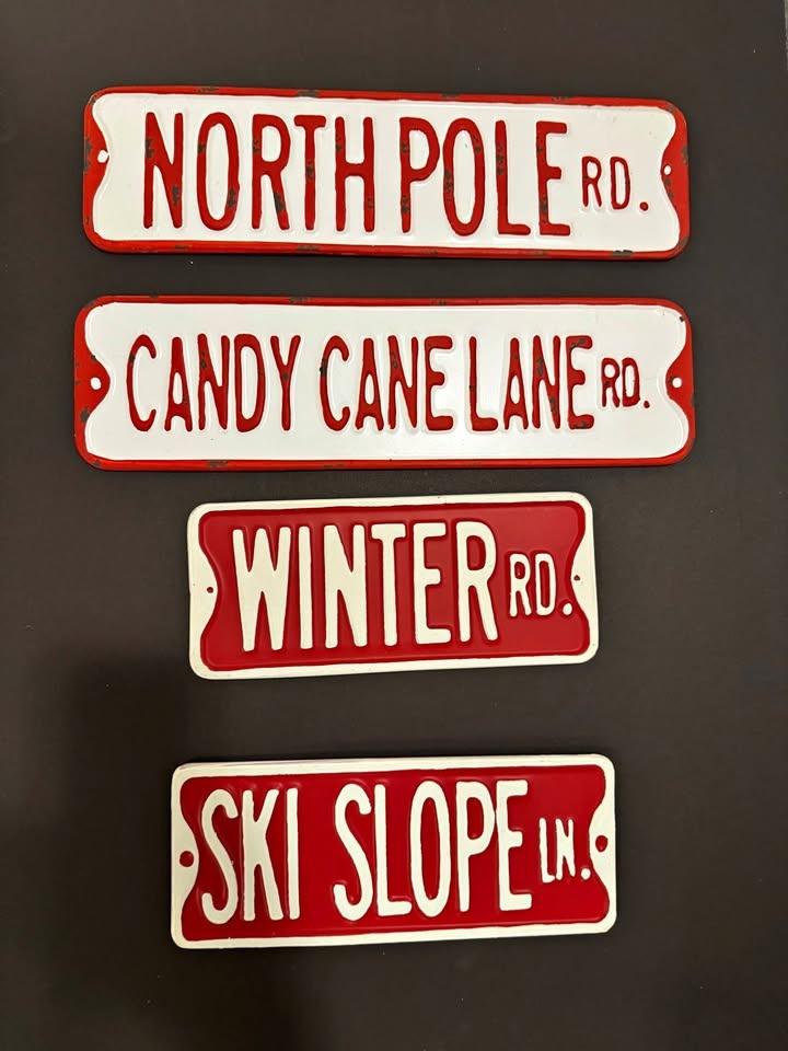 Christmas Signs Tin 15x 4 & 10x4