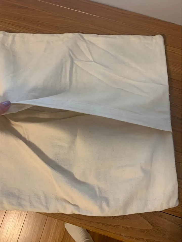 Throw Pillow covers 17x17" image indicator(2)