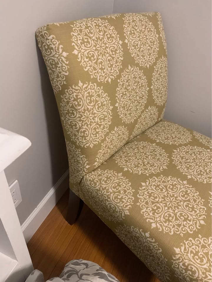 Decorative accent chair - photo 2
