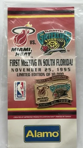 1995 Miami Heat vs Grizzlies Lapel Pin image indicator(2)