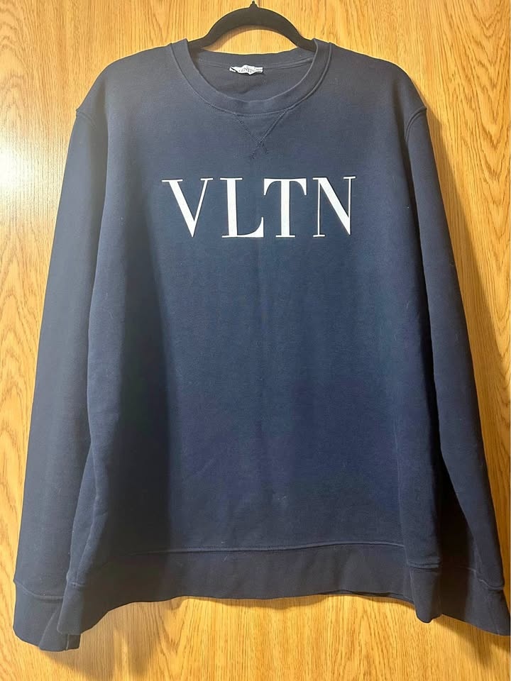 Men’s Vintage Valentino Navy Blue XXL Sweater