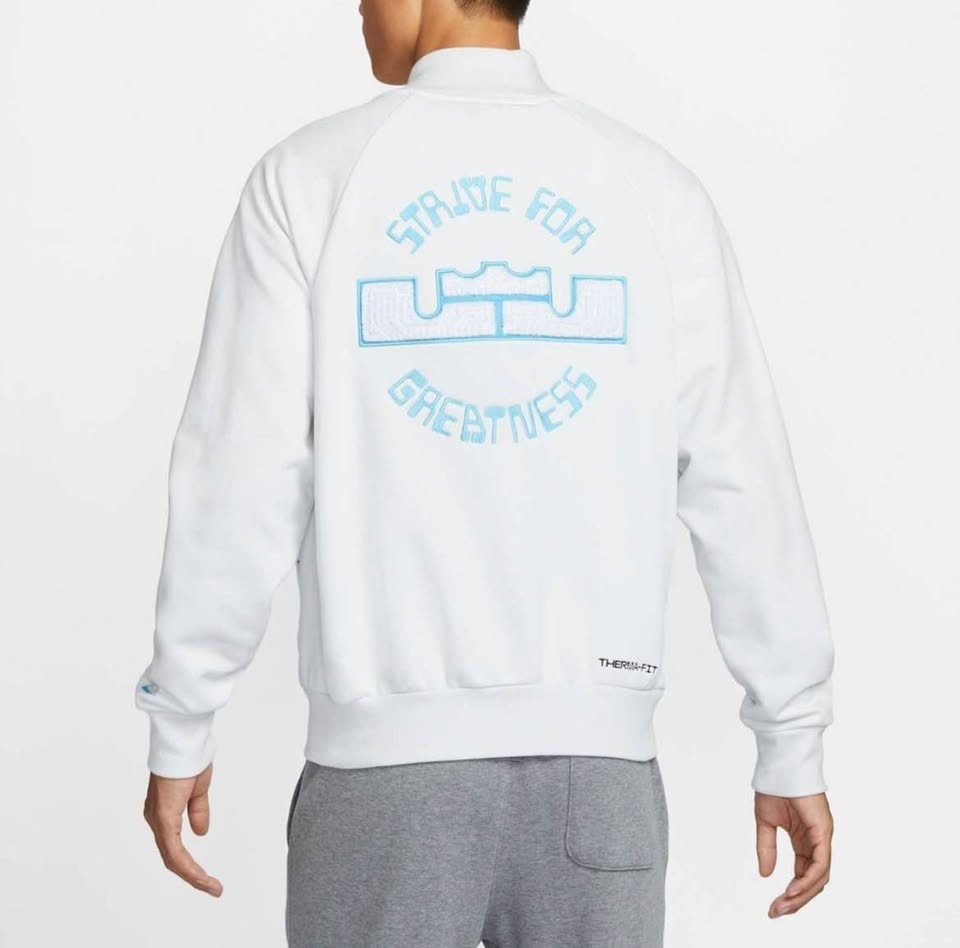 NWT MSRP $135 Nike LeBron White Men's Small Therma-FIT Jacket - photo 5