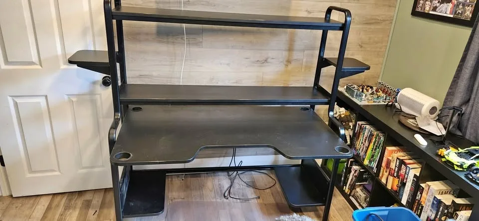 Ikea FREDDE Gaming Desk