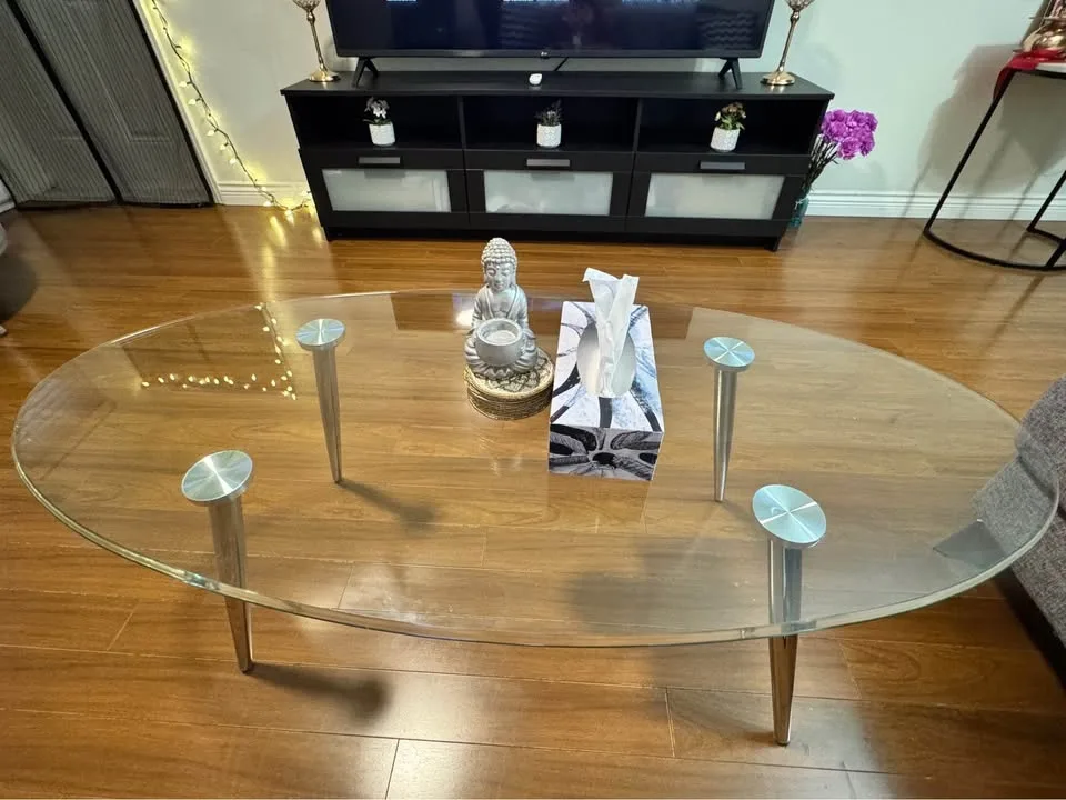 Move out sale - Coffee Table image indicator(2)