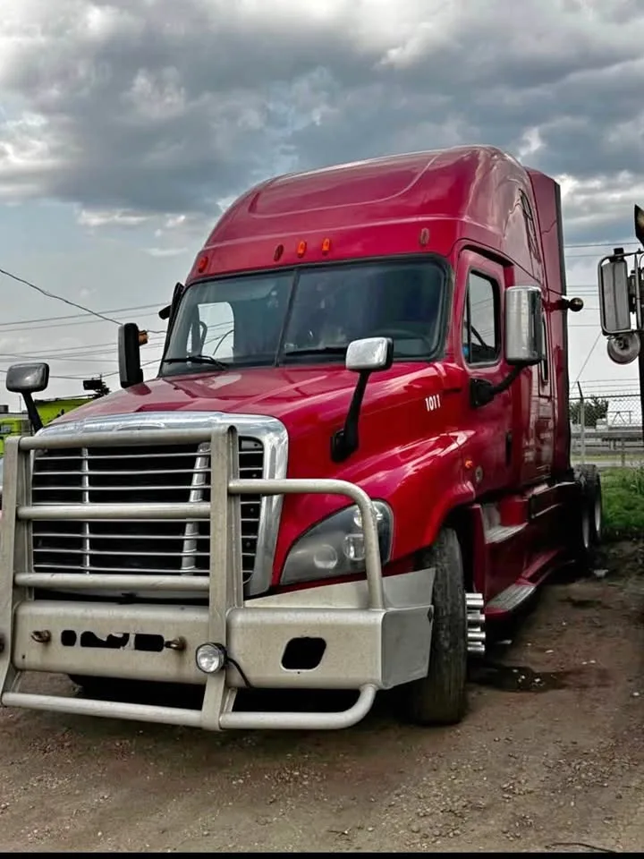 2015 Freightliner Cascadia