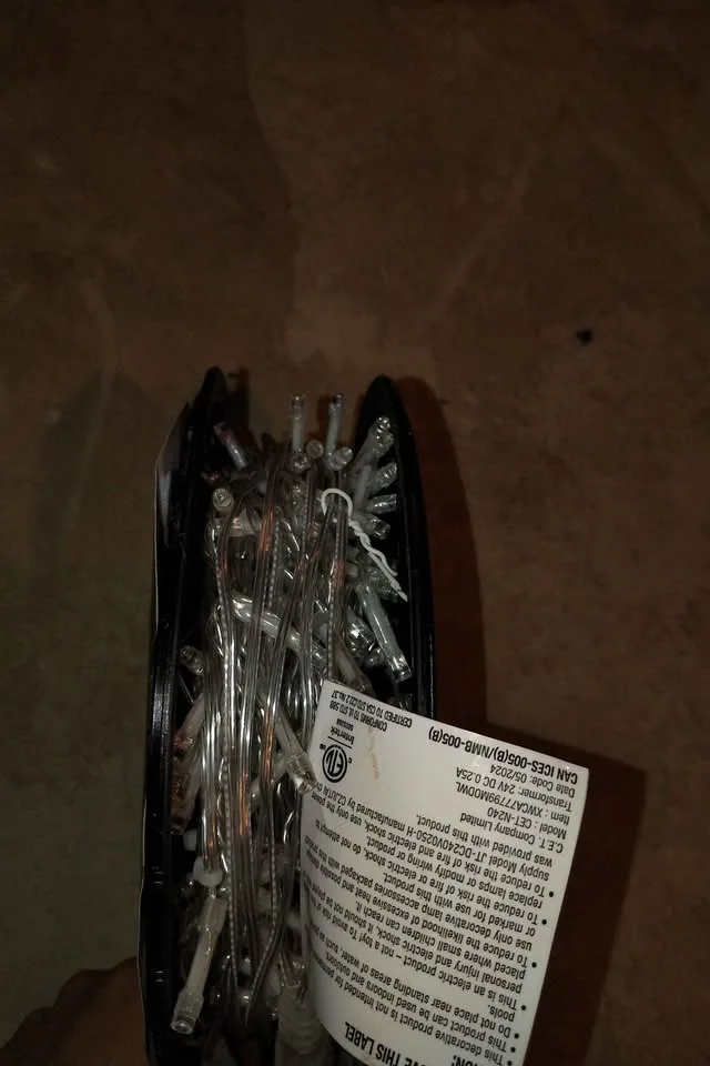 Twinkling Icicle lights with timer, 19'/240 lights - new image indicator(5)