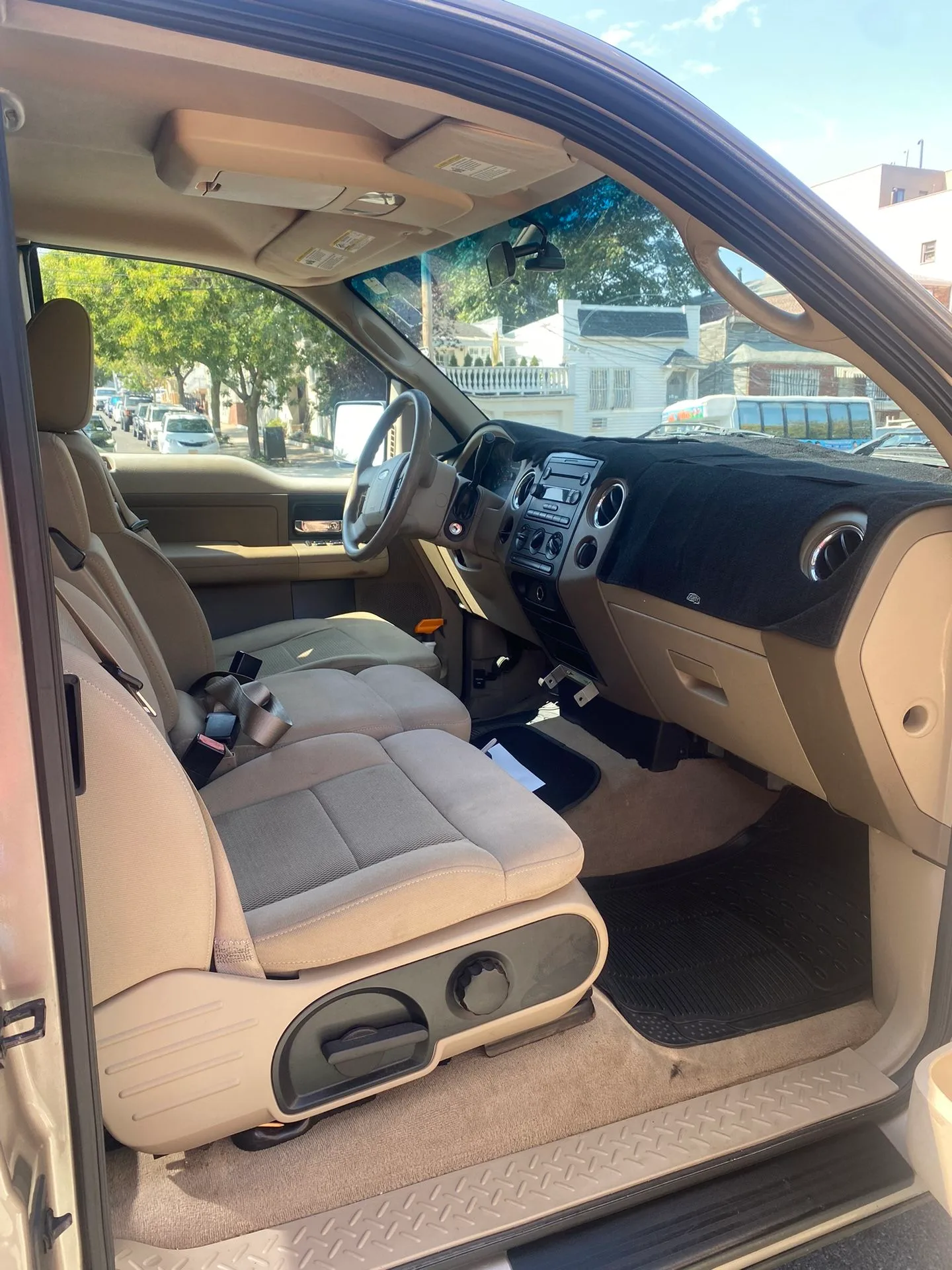 2005 Ford F-150 image indicator(2)