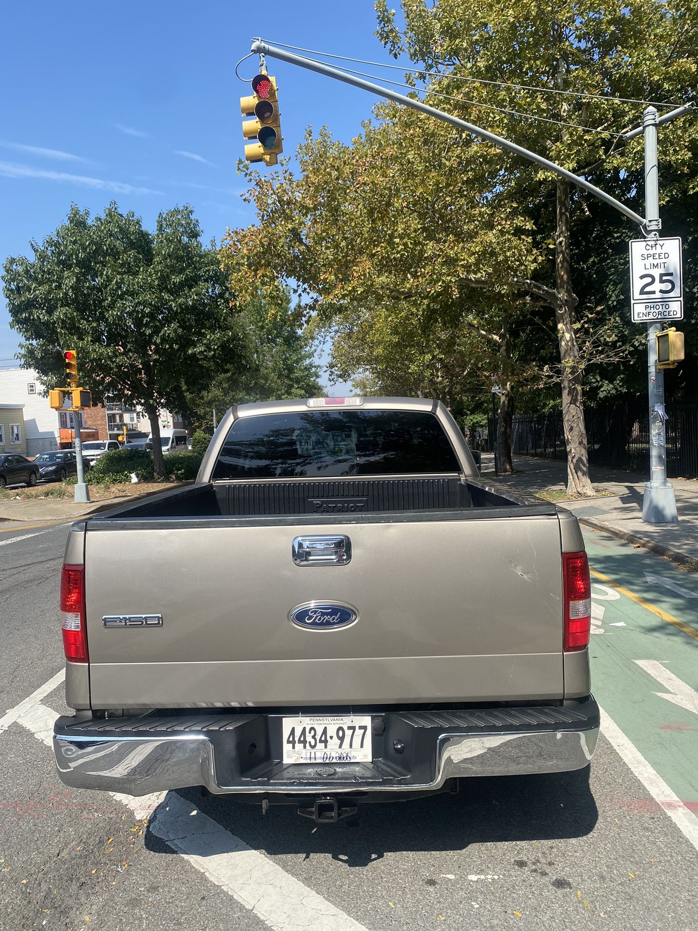 2005 Ford F-150 - photo 4