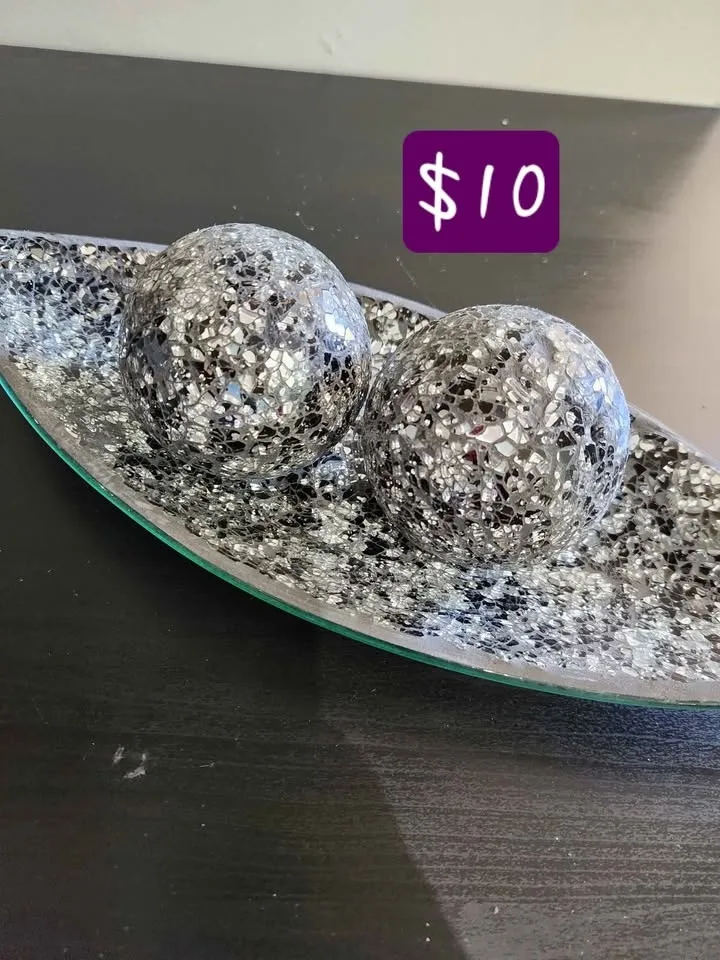 Home Decorate Plates and show pieces **used** image indicator(10)