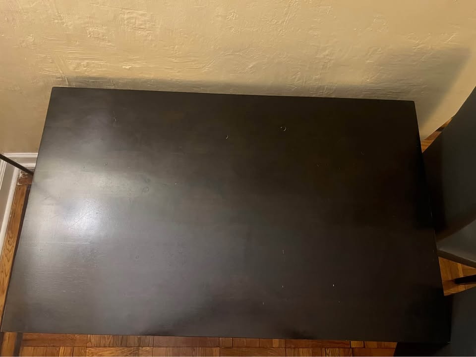4-legged Table w/ 2 Chairs Set - photo 5