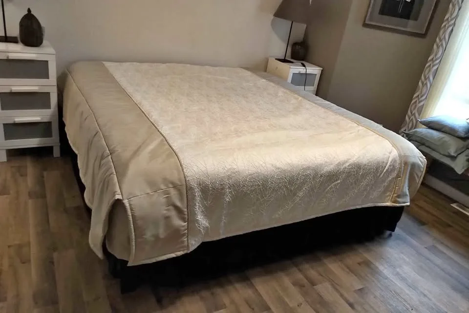 King Comforter Hotel Style