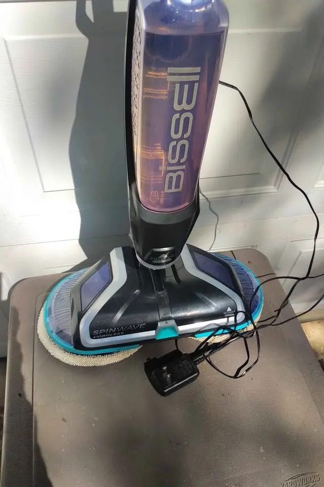 Cordless Bissell Spinwave Mop image indicator(2)