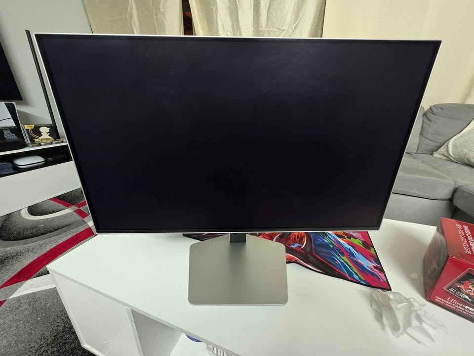 Samsung Oled Monitor - photo 3