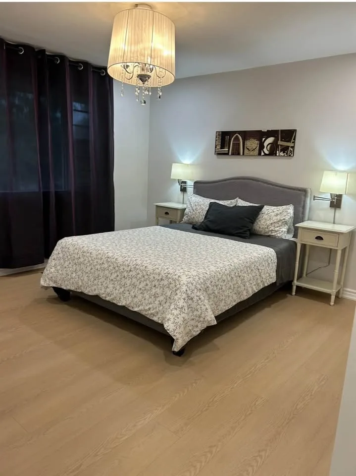 1 Bed 1 Bath - House image indicator(3)