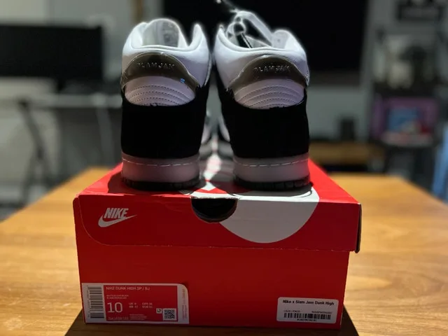 Nike Dunk High Slam Jam White Black Size 10 image indicator(3)