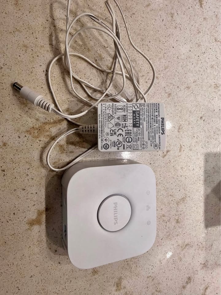 Philips hue bridge