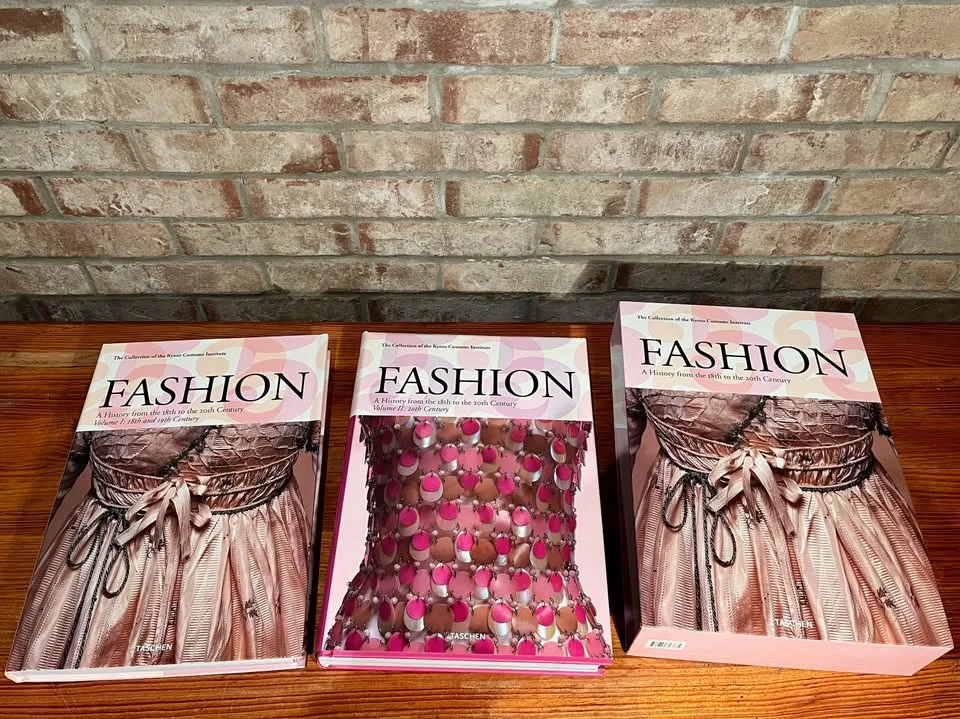 TASCHEN's Fashion History - (2-Volume Set) - Hardcover image indicator(2)